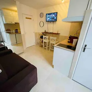 - Republique - Canal Saint Martin - La - 2 Pers Appartement Paris
